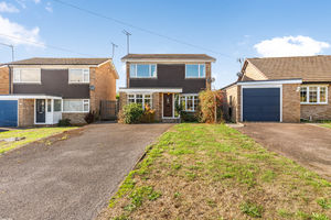 Cherrys Close Bloxham